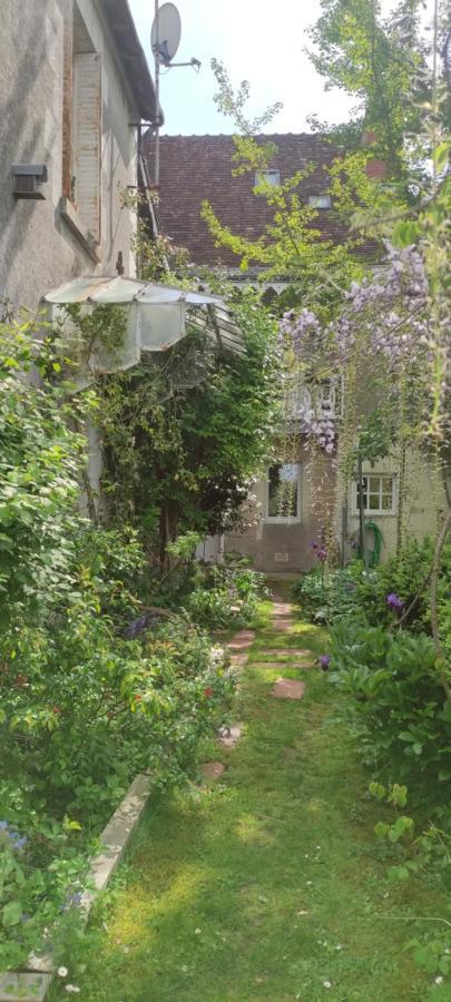 Villa à l'ancien Pigeonnier Loches Extérieur photo