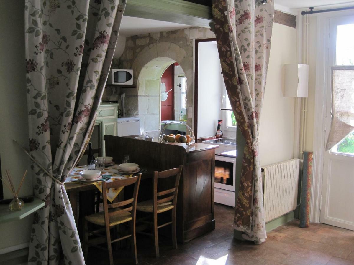 Villa à l'ancien Pigeonnier Loches Extérieur photo